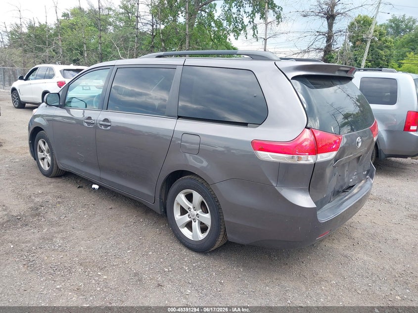 2013 Toyota Sienna VIN 5TDKK3DC9DS308635 IAAI salvage auction — REAR END, Salvage (Idaho), sold $2,750 on 2026-07-13 (photo 3)