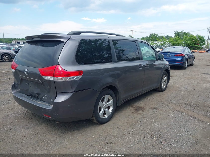 2013 Toyota Sienna VIN 5TDKK3DC9DS308635 IAAI salvage auction — REAR END, Salvage (Idaho), sold $2,750 on 2026-07-13 (photo 4)