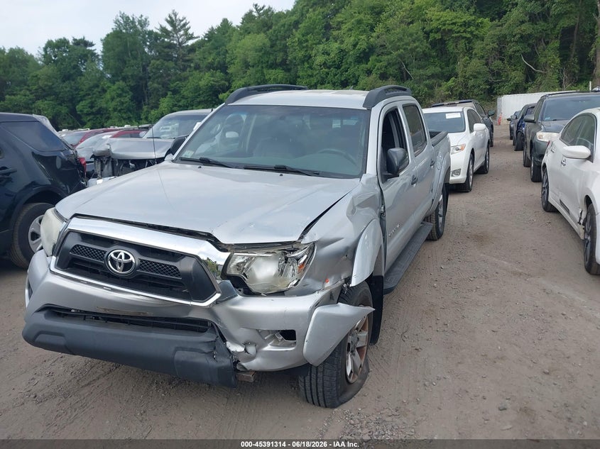 2012 Toyota Tacoma VIN 5TFLU4EN5CX029180 IAAI salvage auction — FRONT END, Clear (Massachusetts), sold $6,050 on 2026-07-14 (photo 2)