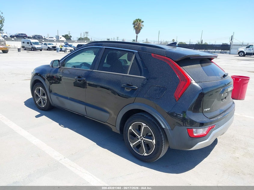 2023 Kia Niro VIN KNDCR3LE2P5050603 IAAI salvage auction — RIGHT FRONT, Salvage (California), sold $8,200 on 2026-07-08 (photo 3)