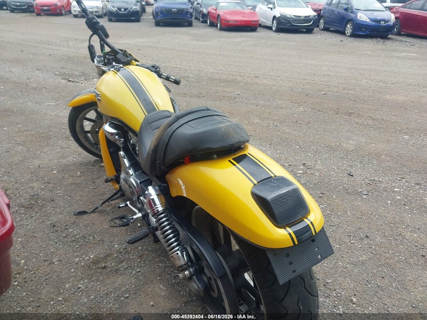 2007 Harley-davidson Vrscd VIN 1HD1HDZ187K808187 IAAI salvage auction — FRONT END, Clear (Michigan), sold $3,050 on 2026-07-08 (photo 3)