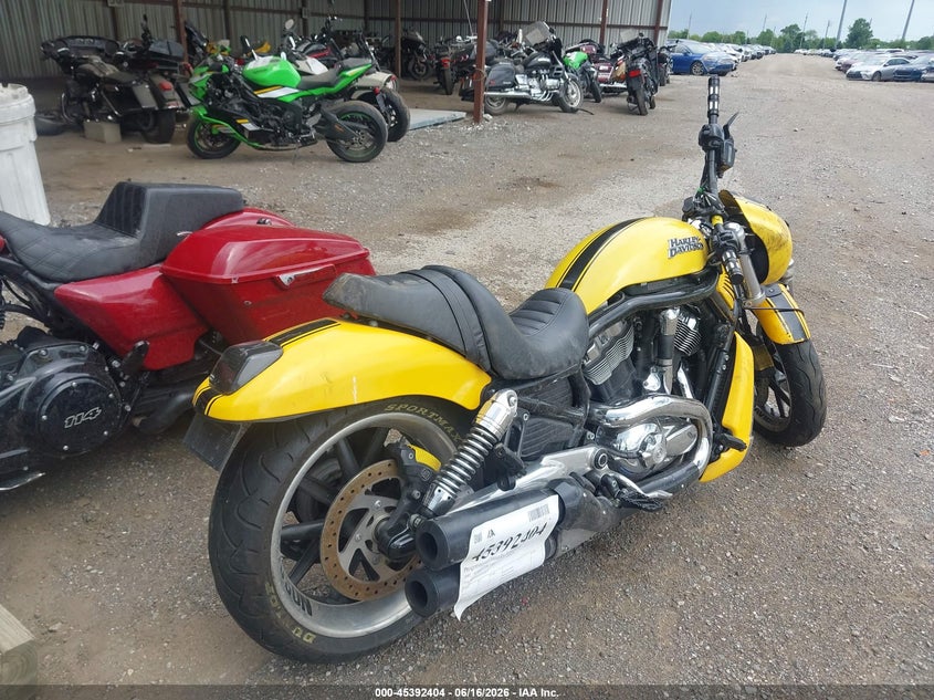 2007 Harley-davidson Vrscd VIN 1HD1HDZ187K808187 IAAI salvage auction — FRONT END, Clear (Michigan), sold $3,050 on 2026-07-08 (photo 4)