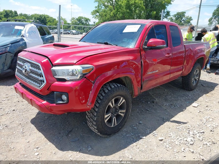 2017 Toyota Tacoma VIN 5TFSZ5AN2HX050374 IAAI salvage auction — LEFT SIDE, Clear (Tennessee), sold $5,500 on 2026-07-23 (photo 2)