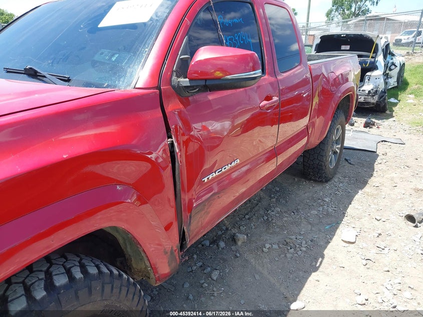 2017 Toyota Tacoma VIN 5TFSZ5AN2HX050374 IAAI salvage auction — LEFT SIDE, Clear (Tennessee), sold $5,500 on 2026-07-23 (photo 6)