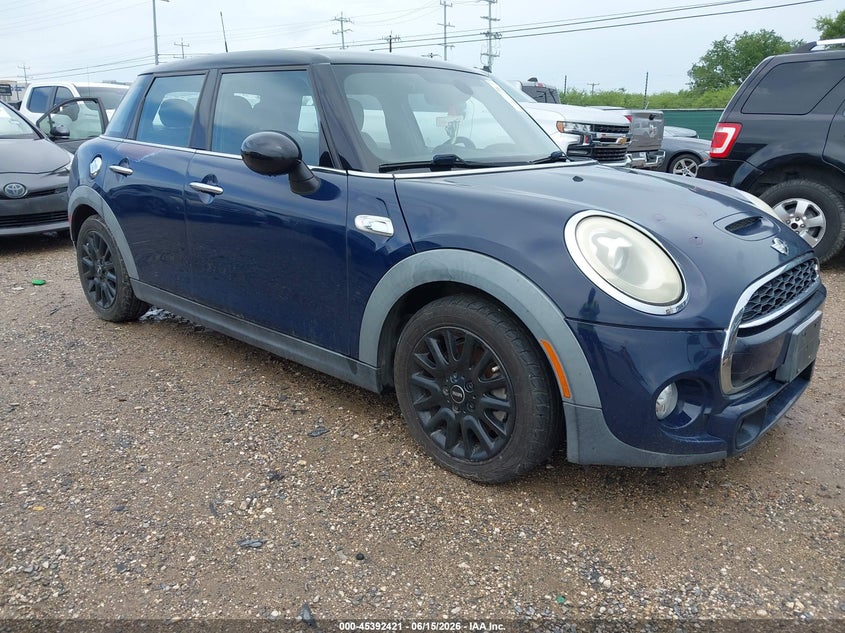 2017 Mini VIN WMWXU3C36H2F48384 IAAI salvage auction — NORMAL WEAR, Original (Texas), sold $2,150 on 2026-07-29 (photo 1)