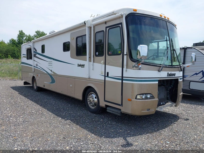2003 Roadmaster rail Monocoque VIN 1RF42454632024304 IAAI salvage auction — FRONT & REAR, Salvage - Greater Than 75% (Maryland), sold $1,700 on 2026-07-29 (photo 1)