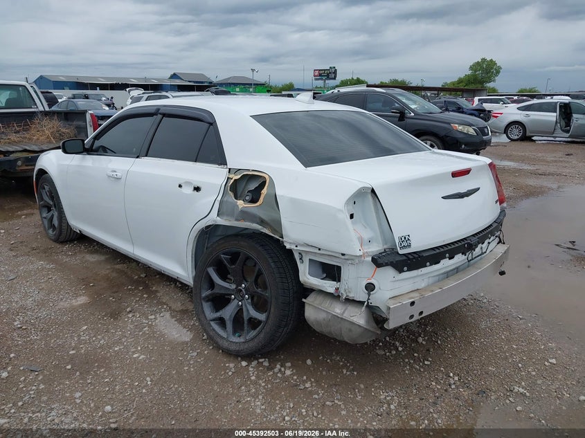 2021 Chrysler 300 VIN 2C3CCAAGXMH675981 IAAI salvage auction — LEFT REAR, Salvage Title, sold $9,050 on 2026-08-26 (photo 3)