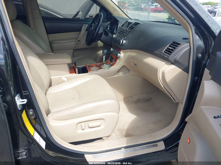 2008 Toyota Highlander VIN JTEES42AX82102267 IAAI salvage auction — NORMAL WEAR, Clear (Florida), sold $2,650 on 2026-07-20 (photo 5)