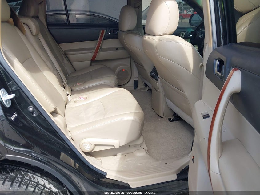 2008 Toyota Highlander VIN JTEES42AX82102267 IAAI salvage auction — NORMAL WEAR, Clear (Florida), sold $2,650 on 2026-07-20 (photo 8)