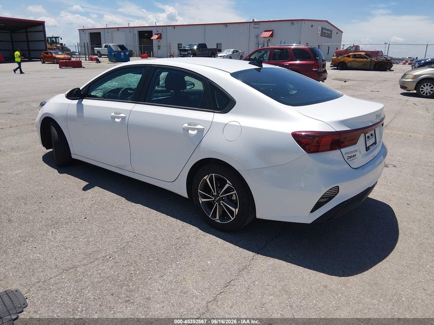 2023 Kia Forte VIN 3KPF24AD5PE602472 IAAI salvage auction — ROOF, Salvage (Missouri), sold $4,050 on 2026-07-25 (photo 3)