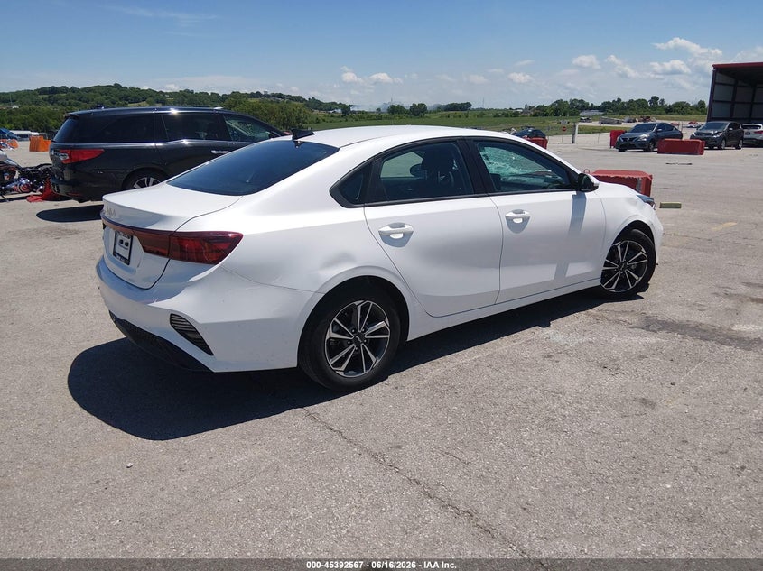 2023 Kia Forte VIN 3KPF24AD5PE602472 IAAI salvage auction — ROOF, Salvage (Missouri), sold $4,050 on 2026-07-25 (photo 4)