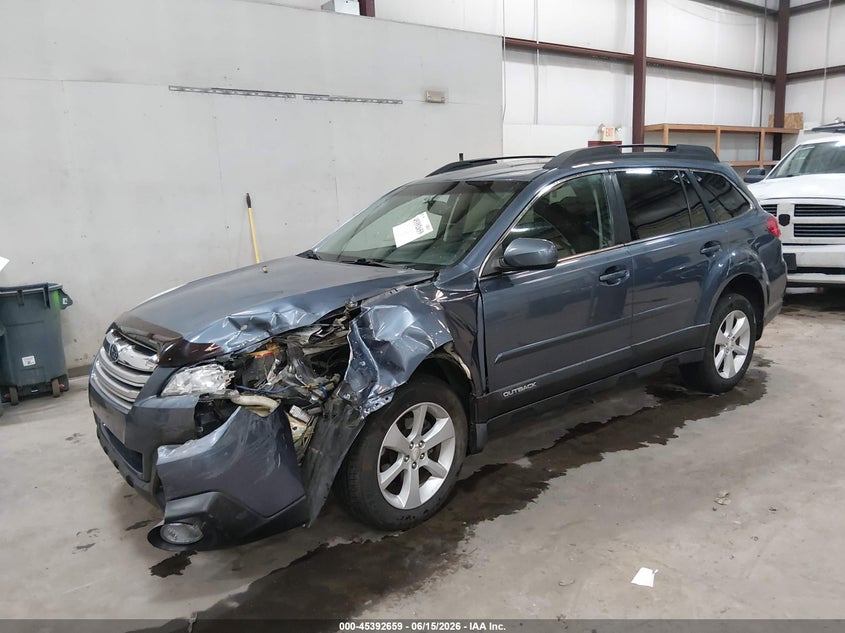 2014 Subaru Outback VIN 4S4BRBDC0E3315851 IAAI salvage auction — LEFT FRONT, Salvage (Idaho), sold $1,400 on 2026-07-10 (photo 2)