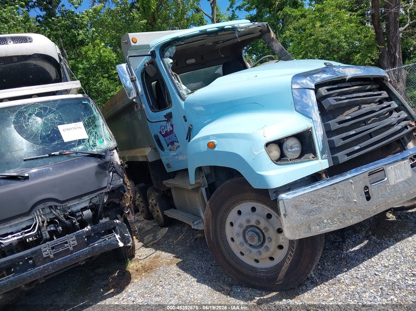 2017 Freightliner 114sd VIN 3ALSG3DV0HDJD5767 IAAI salvage auction — FRONT END, Salvage (Virginia), sold $13,050 on 2026-08-12 (photo 4)