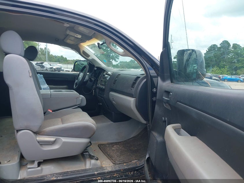 2007 Toyota Tundra VIN 5TFJU52137X002869 IAAI salvage auction — LEFT SIDE, Salvage (Texas), sold $1,750 on 2026-07-23 (photo 5)