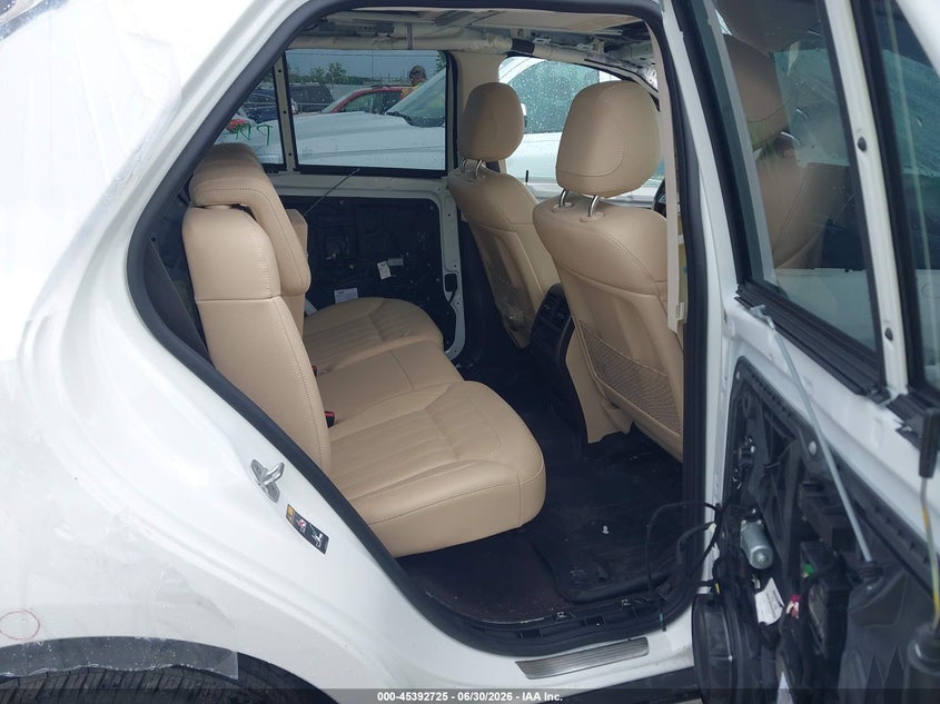2017 Mercedes-benz Gle VIN 4JGDA5HB7HA882349 IAAI salvage auction — ALL OVER, Clear (Wisconsin), sold $4,350 on 2026-07-09 (photo 8)
