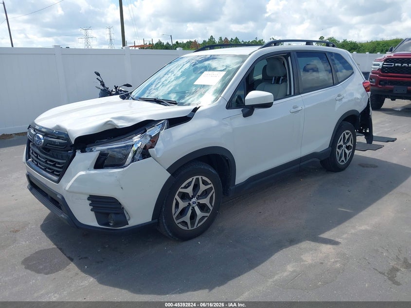 2023 Subaru Forester VIN JF2SKAEC8PH462136 IAAI salvage auction — FRONT & REAR, Rebuildable (Florida), sold $6,000 on 2026-07-13 (photo 2)