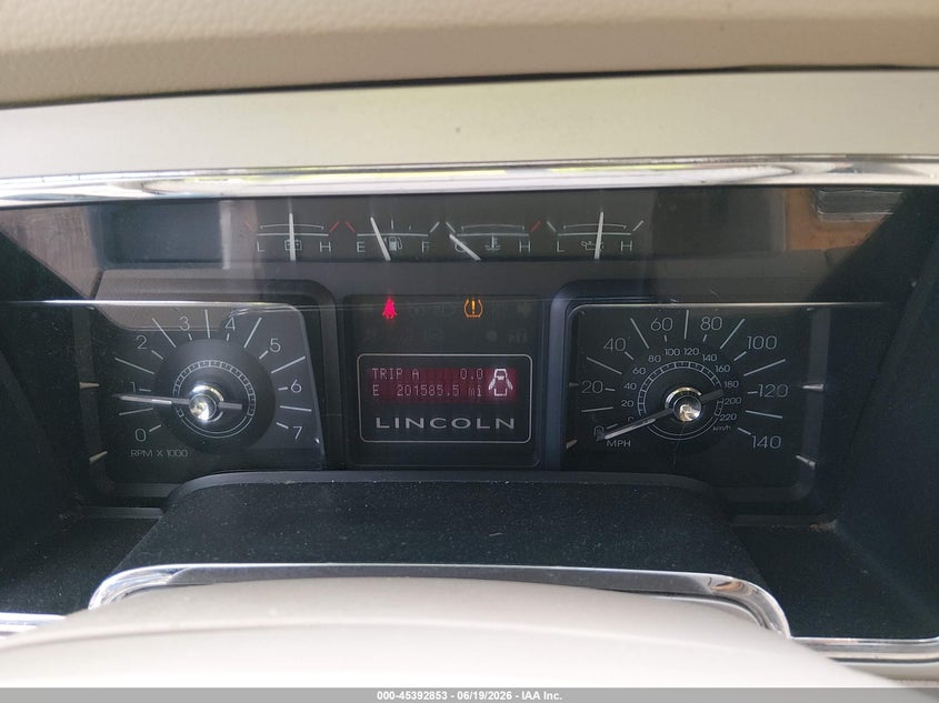 2007 Lincoln Navigator VIN 5LMFU285X7LJ19931 IAAI salvage auction — NORMAL WEAR, Clear-Dealer Only (West Virginia), sold $175 on 2026-07-09 (photo 7)