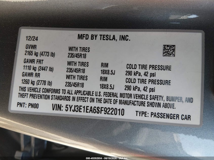 2025 Tesla Model 3 VIN 5YJ3E1EA6SF922010 IAAI salvage auction — RIGHT SIDE, Salvage Title, sold $9,000 on 2026-07-28 (photo 9)