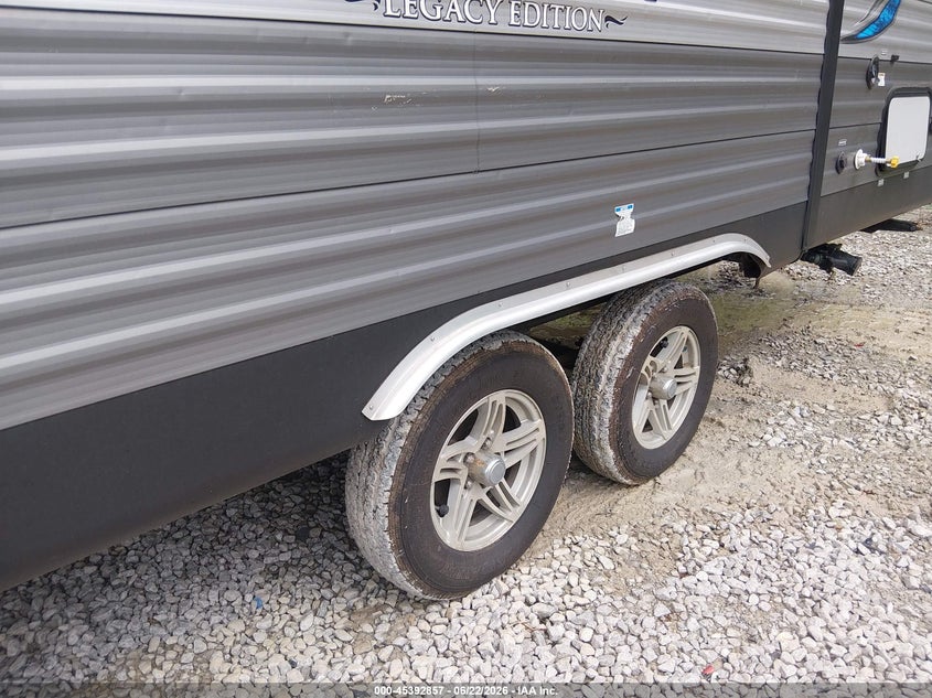 2018 Fore River coac VIN 5ZT2CATB7JU030401 IAAI salvage auction — HAIL, Salvage (Alabama), sold $5,600 on 2026-07-13 (photo 7)