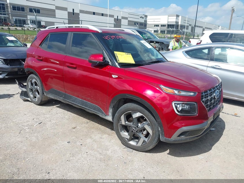 2023 Hyundai Venue VIN KMHRC8A38PU270811 IAAI salvage auction — REAR END, Salvage Title, sold $3,800 on 2026-07-30 (photo 1)