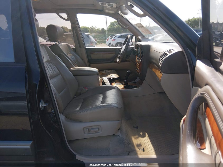 1998 Lexus Lx 470 VIN JT6HT00W4W0010688 IAAI salvage auction — HAIL, Salvage (Kansas), sold $2,850 on 2026-07-11 (photo 5)