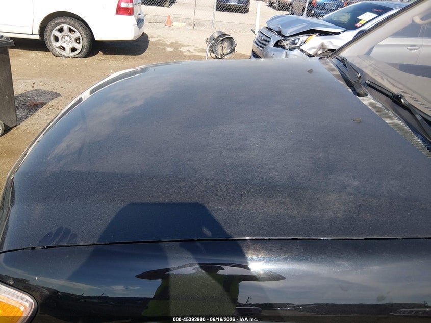 1998 Lexus Lx 470 VIN JT6HT00W4W0010688 IAAI salvage auction — HAIL, Salvage (Kansas), sold $2,850 on 2026-07-11 (photo 6)