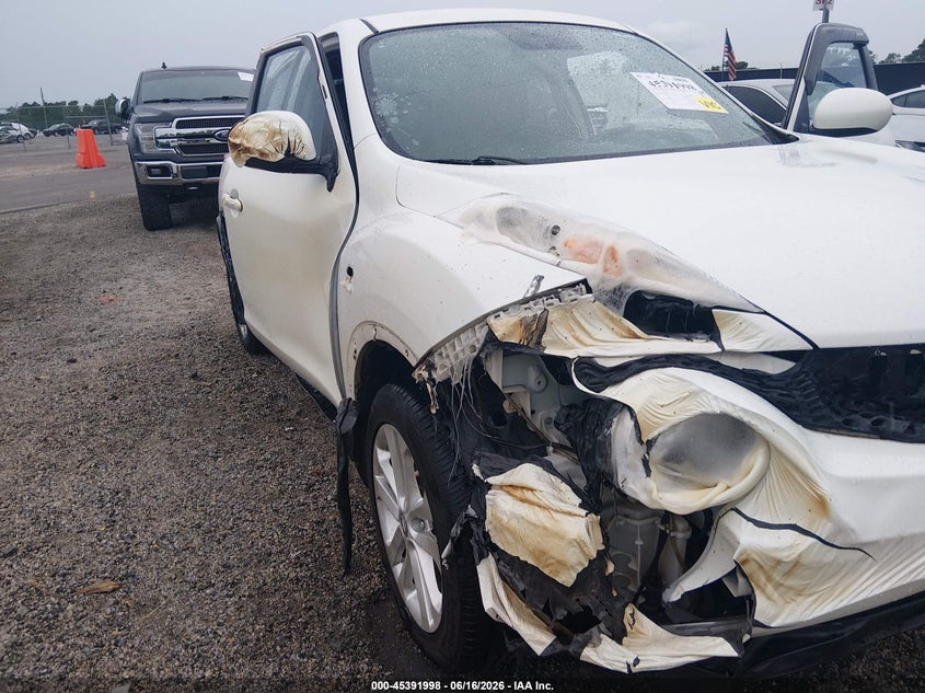 2013 Nissan Juke VIN JN8AF5MV5DT211144 IAAI salvage auction — EXTERIOR BURN, Salvage (South Carolina), sold $550 on 2026-07-29 (photo 6)