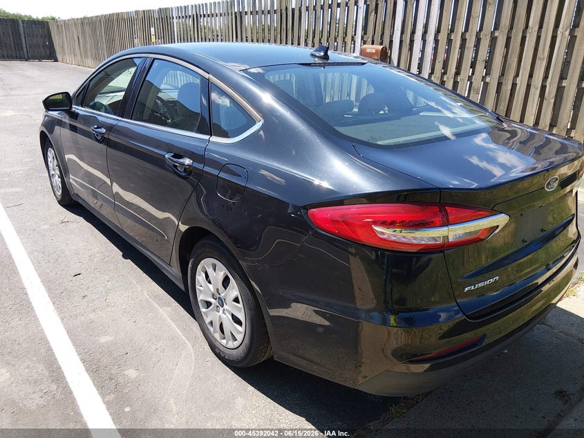 2020 Ford Fusion VIN 3FA6P0G77LR233277 IAAI salvage auction — NORMAL WEAR, SF97 (Virginia), sold $10,000 on 2026-07-22 (photo 3)