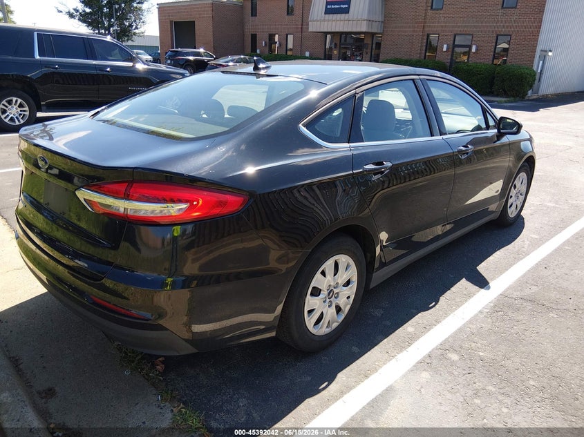 2020 Ford Fusion VIN 3FA6P0G77LR233277 IAAI salvage auction — NORMAL WEAR, SF97 (Virginia), sold $10,000 on 2026-07-22 (photo 4)