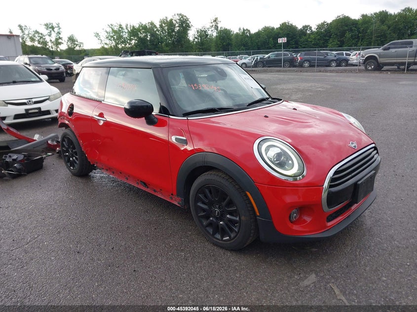 2021 Mini Hard top VIN WMWXR3C08M2N94152 IAAI salvage auction — REAR END, Salvage Title, sold $725 on 2026-07-21 (photo 1)