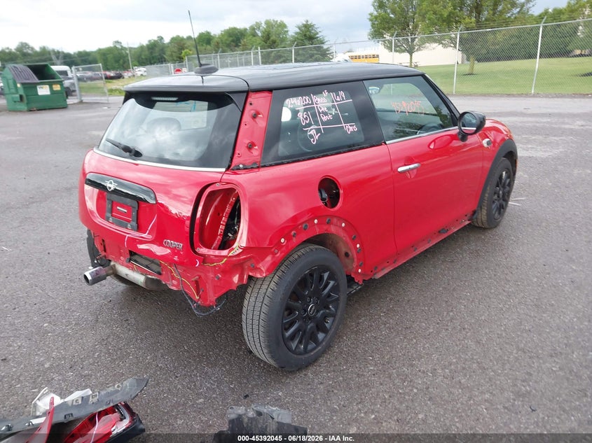 2021 Mini Hard top VIN WMWXR3C08M2N94152 IAAI salvage auction — REAR END, Salvage Title, sold $725 on 2026-07-21 (photo 4)