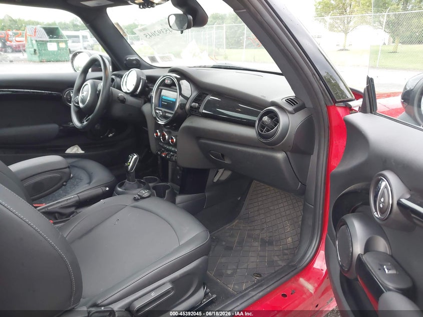 2021 Mini Hard top VIN WMWXR3C08M2N94152 IAAI salvage auction — REAR END, Salvage Title, sold $725 on 2026-07-21 (photo 5)