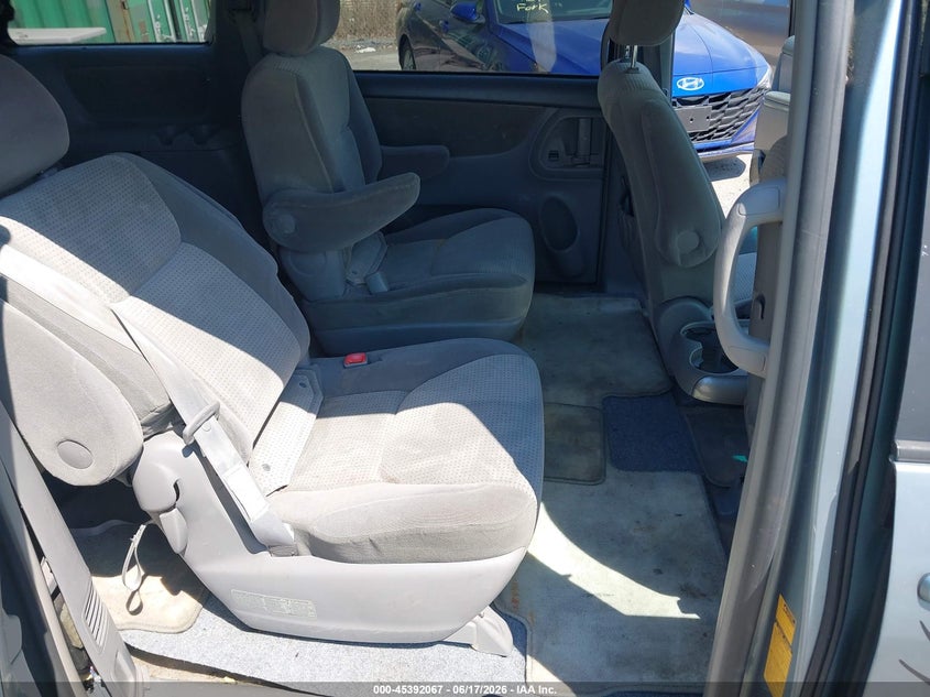 2006 Toyota Sienna VIN 5TDZA23C76S547701 IAAI salvage auction — NORMAL WEAR, Clear (Maryland), sold $25 on 2026-07-28 (photo 8)