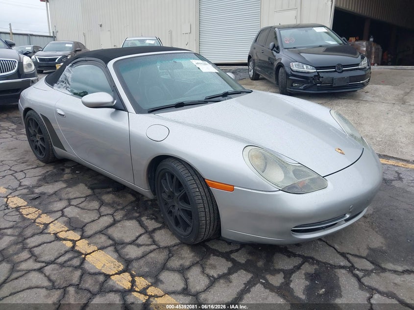 2000 Porsche 911 VIN WP0CA2997YS650208 — IAAI salvage auction photo