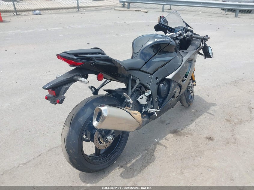 2026 Kawasaki VIN JKBZXXB16TA000722 IAAI salvage auction — LEFT SIDE, Salvage Title, sold $8,100 on 2026-09-29 (photo 4)