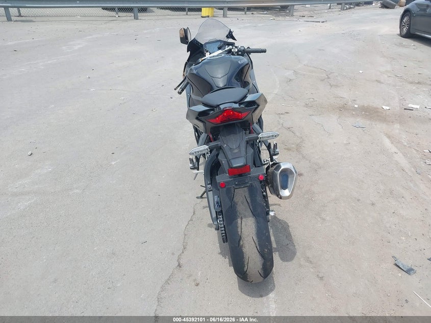 2026 Kawasaki VIN JKBZXXB16TA000722 IAAI salvage auction — LEFT SIDE, Salvage Title, sold $8,100 on 2026-09-29 (photo 6)
