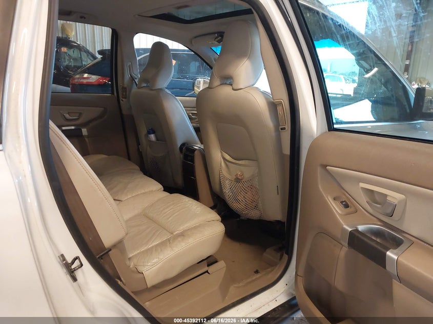 2010 Volvo Xc90 VIN YV4982CZ3A1565311 IAAI salvage auction — FRONT END, Clear (Michigan), sold $100 on 2026-07-18 (photo 8)
