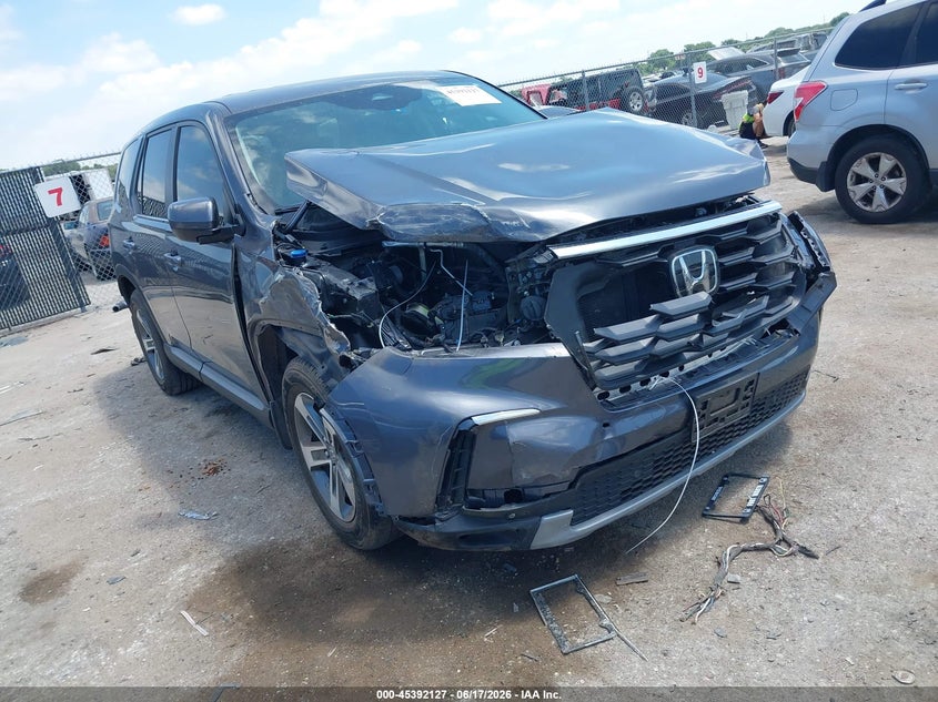 2023 Honda Pilot VIN 5FNYG2H4XPB007504 — IAAI salvage auction photo