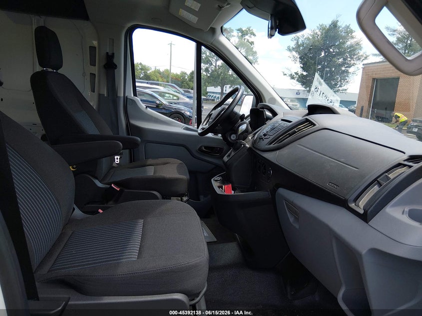2017 Ford Transit 150 VIN 1FTYE1ZM2HKB08619 IAAI salvage auction — NORMAL WEAR, SF97 (Virginia), sold $20,050 on 2026-07-22 (photo 5)