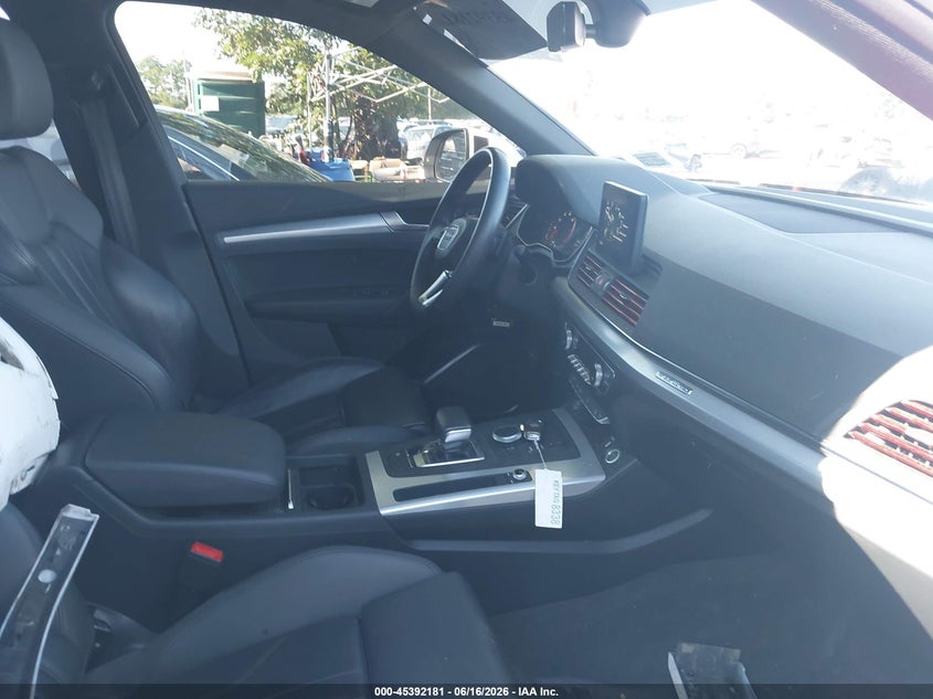 2020 Audi Q5 VIN WA1ANAFY7L2091568 IAAI salvage auction — FRONT END, Mv-907A (New York), sold $7,500 on 2026-07-14 (photo 5)