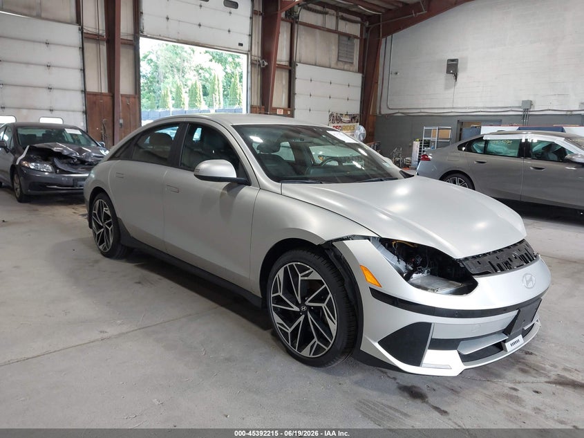 2023 Hyundai Ioniq 6 VIN KMHM34AC0PA043147 — IAAI salvage auction photo