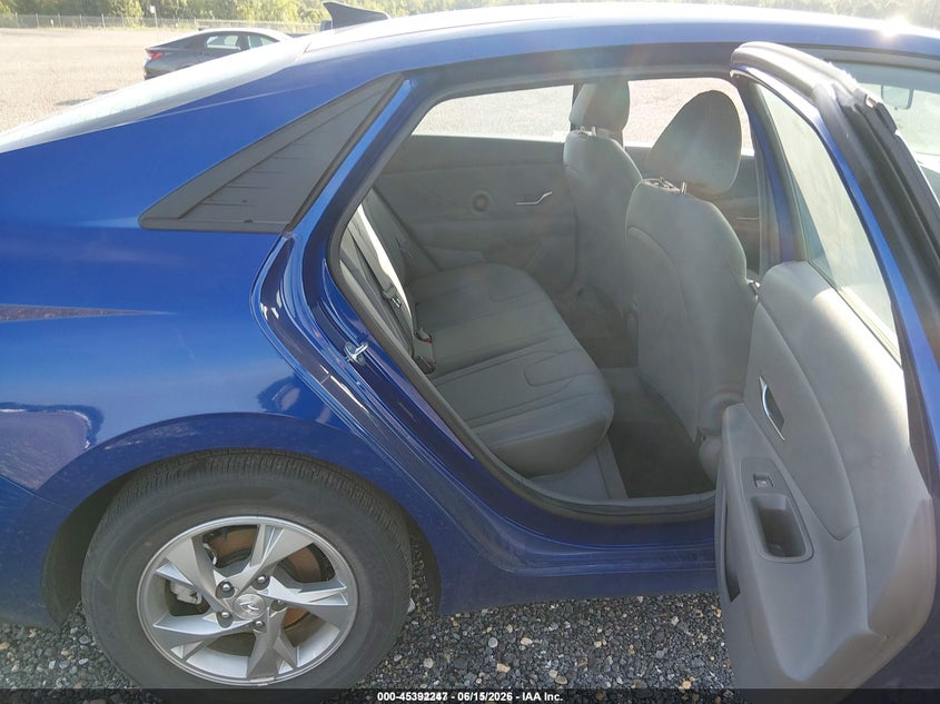 2021 Hyundai Elantra VIN 5NPLL4AG5MH048867 IAAI salvage auction — NORMAL WEAR, SF97 (Maryland), sold $1,050 on 2026-07-21 (photo 8)
