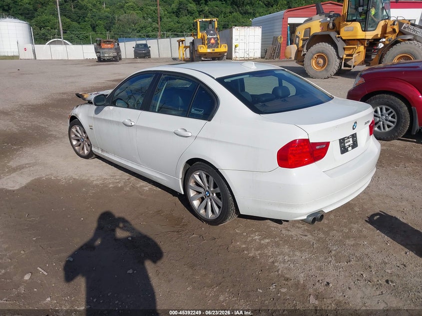 2011 BMW 3 series VIN WBAPK7G53BNN86957 IAAI salvage auction — Burn Engine, Salvage (Pennsylvania), sold $350 on 2026-07-07 (photo 3)