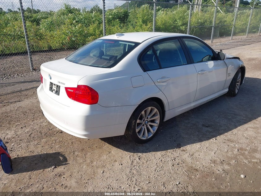 2011 BMW 3 series VIN WBAPK7G53BNN86957 IAAI salvage auction — Burn Engine, Salvage (Pennsylvania), sold $350 on 2026-07-07 (photo 4)