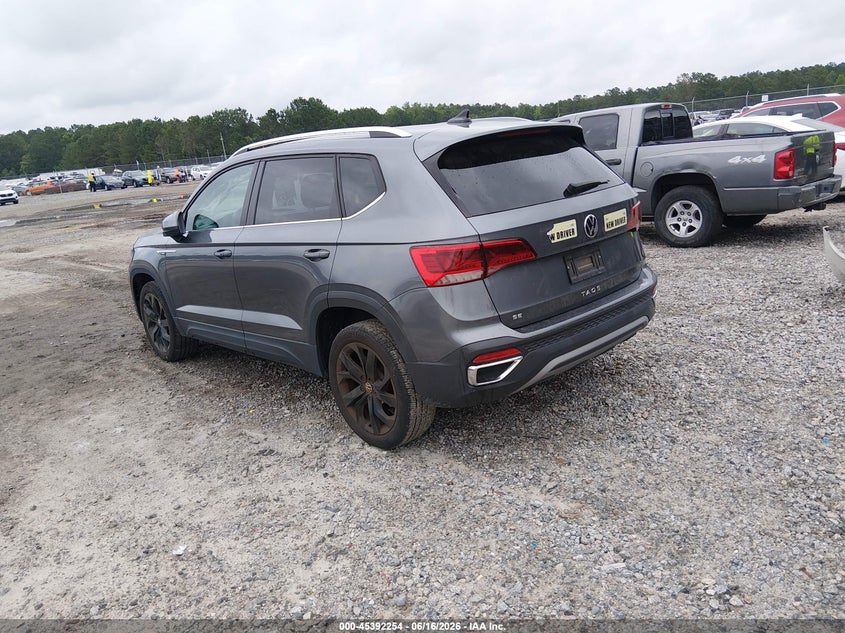 2024 Volkswagen Taos VIN 3VVSX7B20RM003407 IAAI salvage auction — SIDE, Salvage Title, sold $8,200 on 2026-08-12 (photo 3)