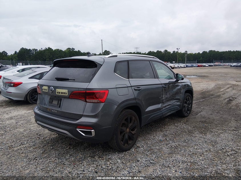 2024 Volkswagen Taos VIN 3VVSX7B20RM003407 IAAI salvage auction — SIDE, Salvage Title, sold $8,200 on 2026-08-12 (photo 6)