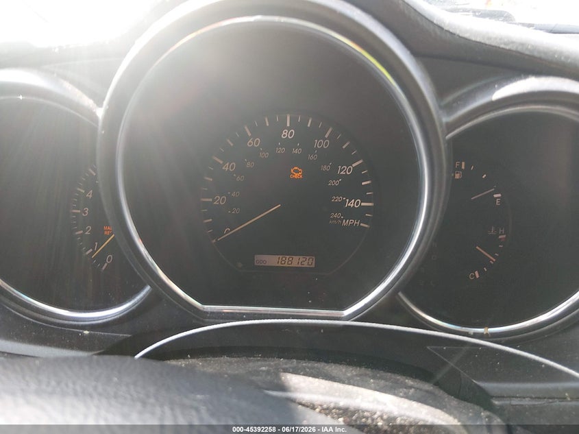 2004 Lexus Rx 330 VIN JTJHA31U740002639 IAAI salvage auction — NORMAL WEAR, Original (Texas), sold $1,050 on 2026-07-06 (photo 7)