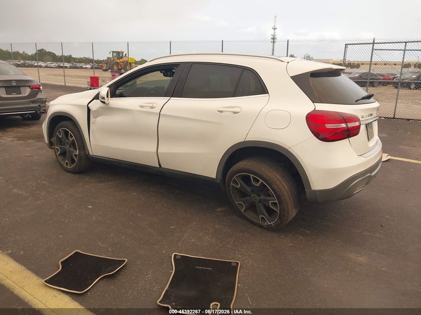 2019 Mercedes-benz Gla-klasse VIN WDCTG4EB9KJ551626 IAAI salvage auction — LEFT & RIGHT, Rebuildable (Florida), sold $4,200 on 2026-07-23 (photo 3)