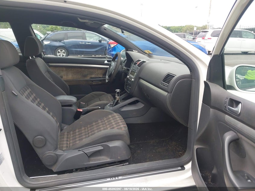 2008 Volkswagen Gti VIN WVWEV71K98W090581 IAAI salvage auction — FRONT END, Salvage (New Jersey), sold $25 on 2026-07-27 (photo 5)