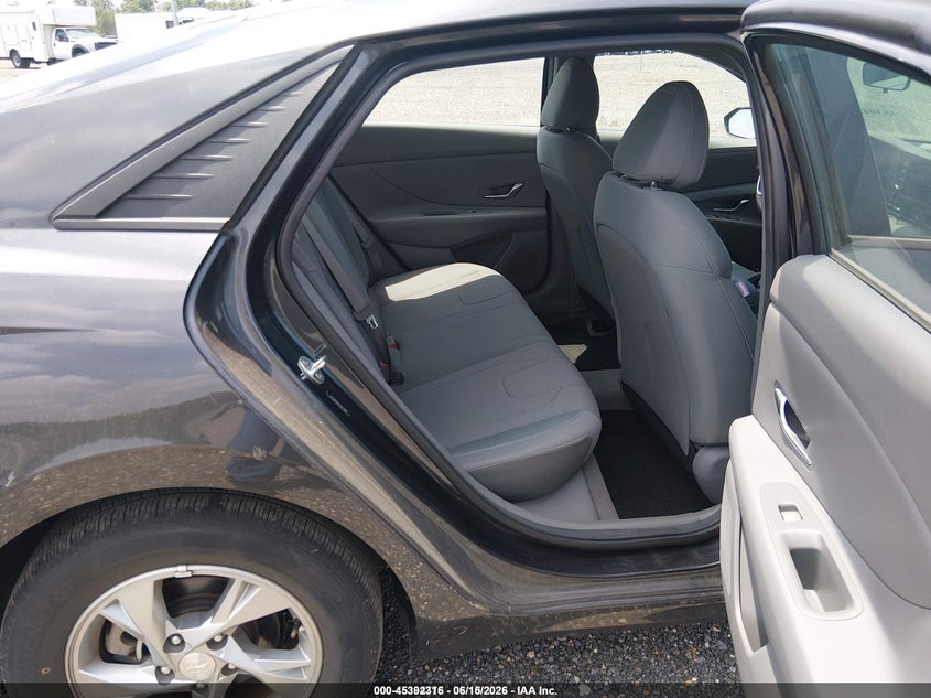 2021 Hyundai Elantra VIN 5NPLL4AGXMH047472 IAAI salvage auction — NORMAL WEAR, SF97 (Maryland), sold $525 on 2026-07-21 (photo 8)